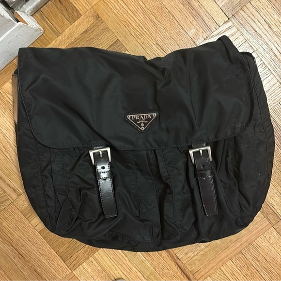 Prada black nylon large messenger crossbody purse - Picture 3 of 6